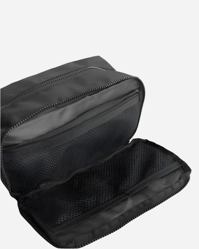 Peaceful Hooligan STUBBS Wash Bag Black